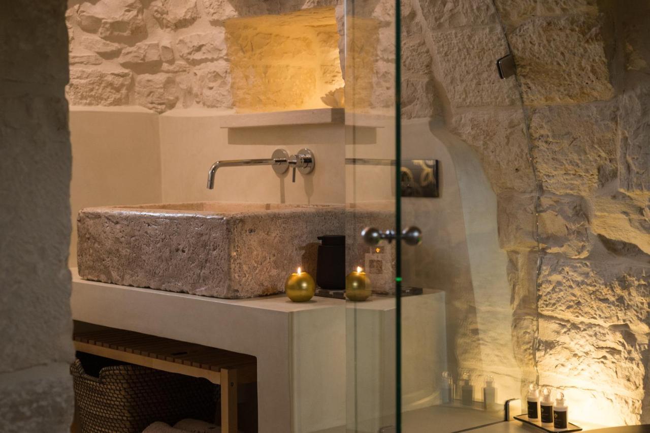 La Mandorla Luxury Trullo Bed & Breakfast Alberobello Exterior photo