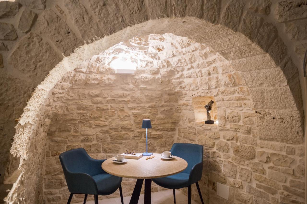 La Mandorla Luxury Trullo Bed & Breakfast Alberobello Exterior photo