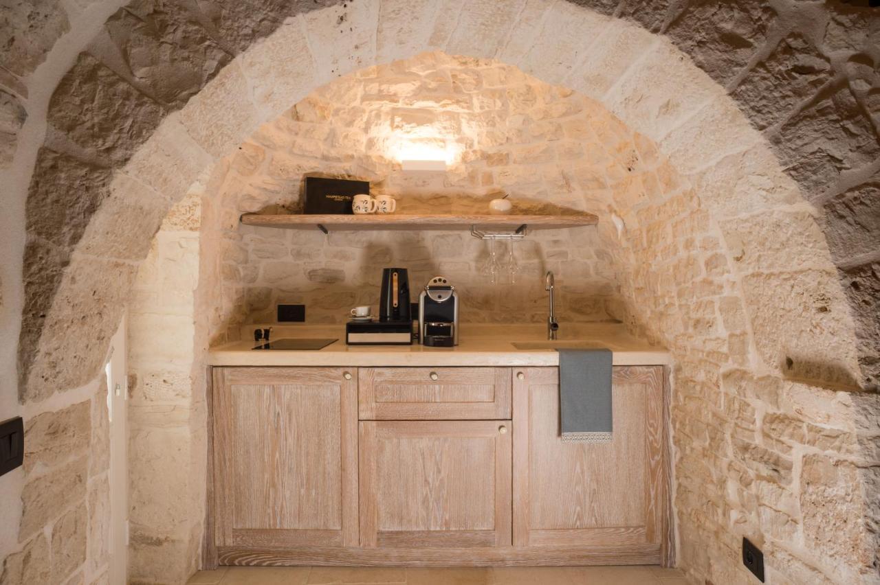 La Mandorla Luxury Trullo Bed & Breakfast Alberobello Exterior photo
