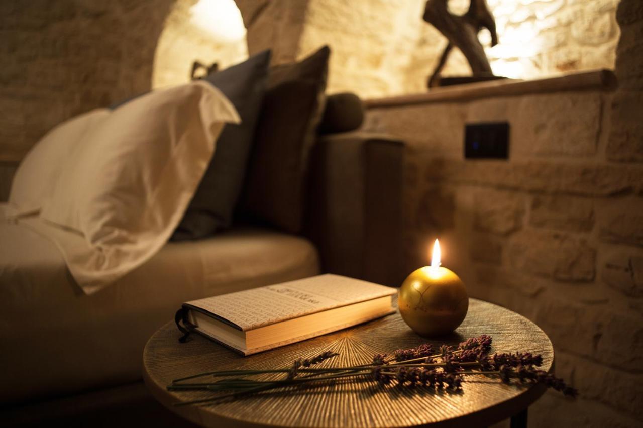 La Mandorla Luxury Trullo Bed & Breakfast Alberobello Exterior photo