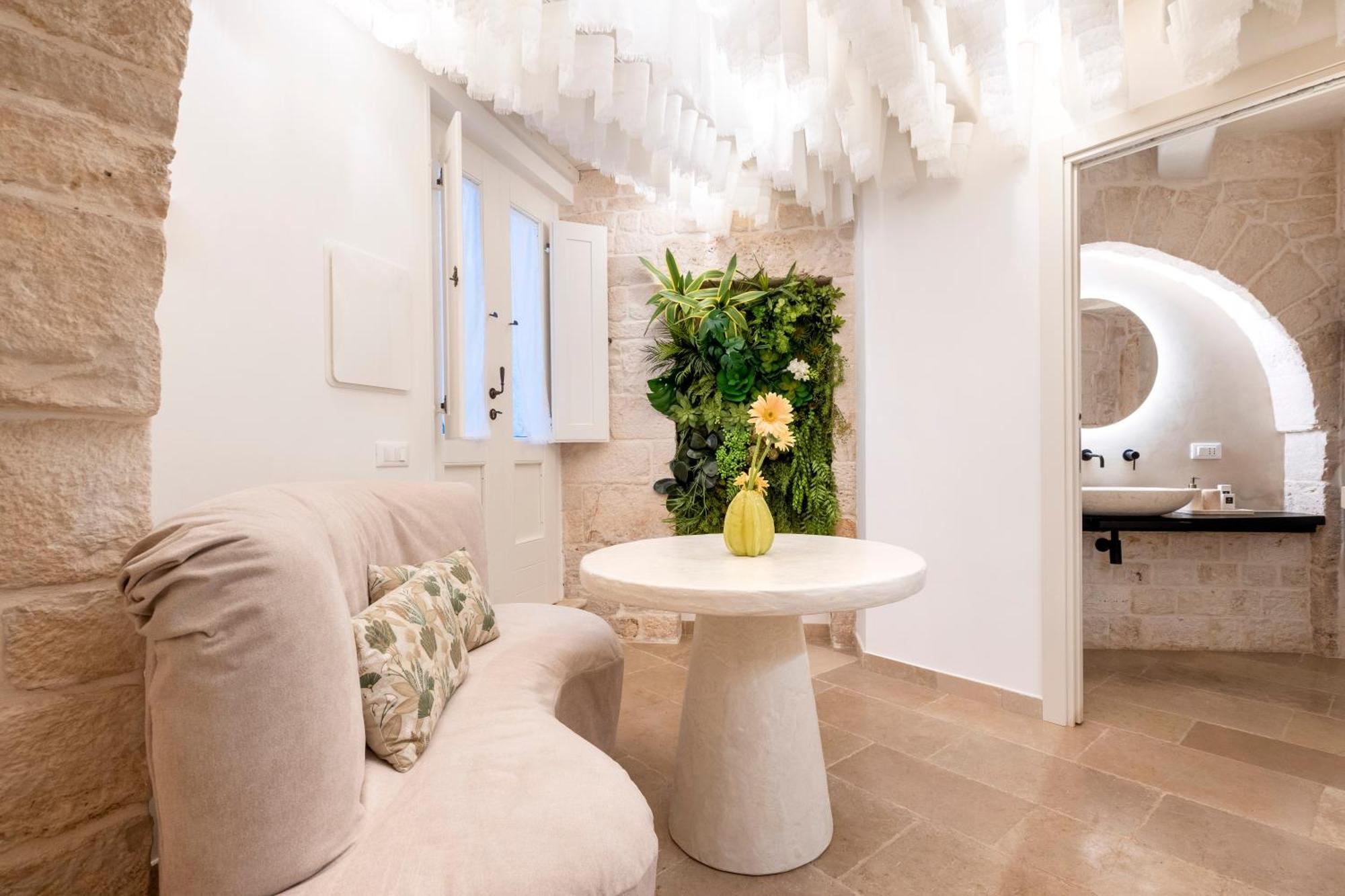 La Mandorla Luxury Trullo Bed & Breakfast Alberobello Exterior photo